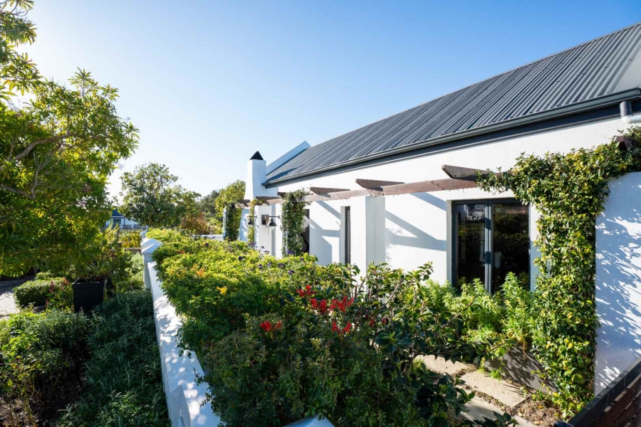 4 Bedroom Property for Sale in Croydon Western Cape